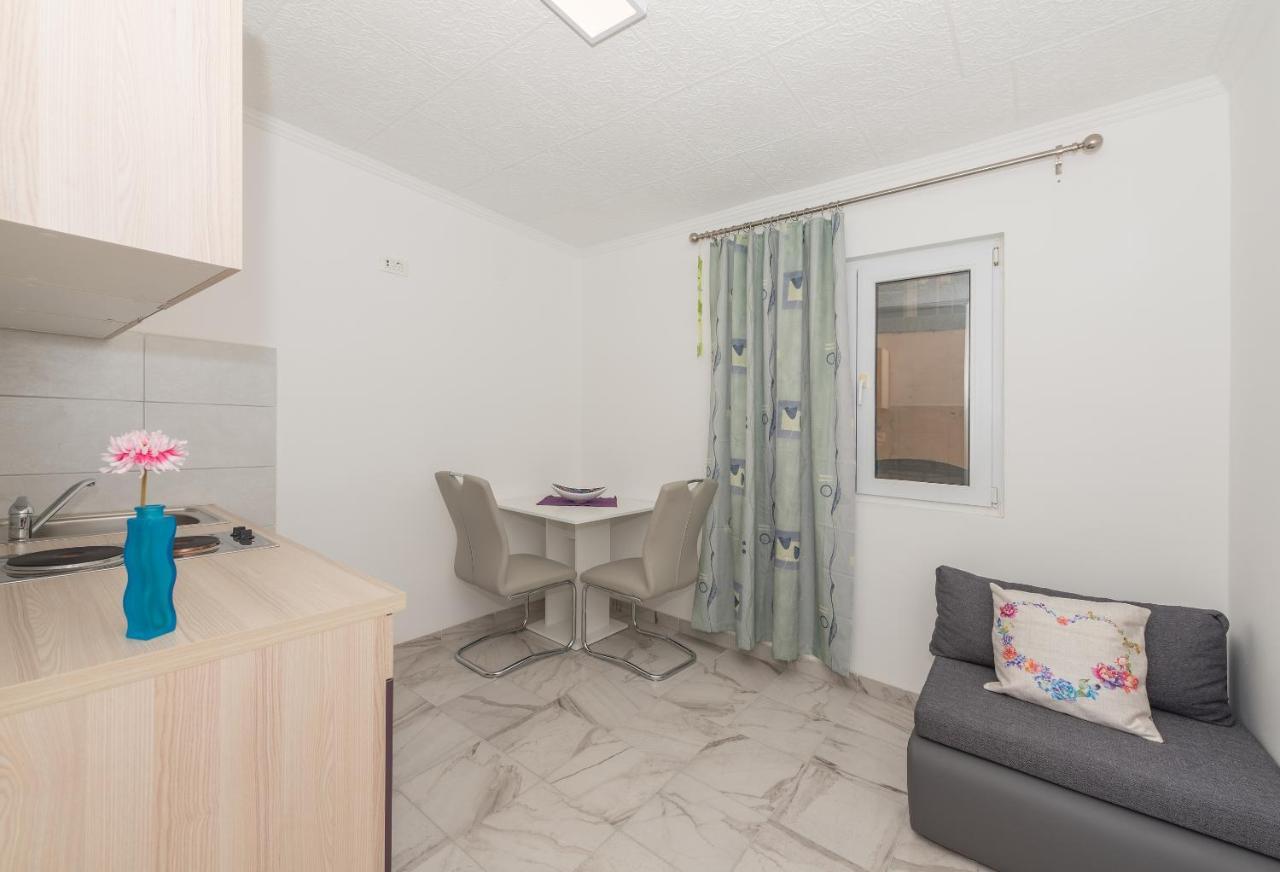 Apartments Calla Makarska Exterior foto