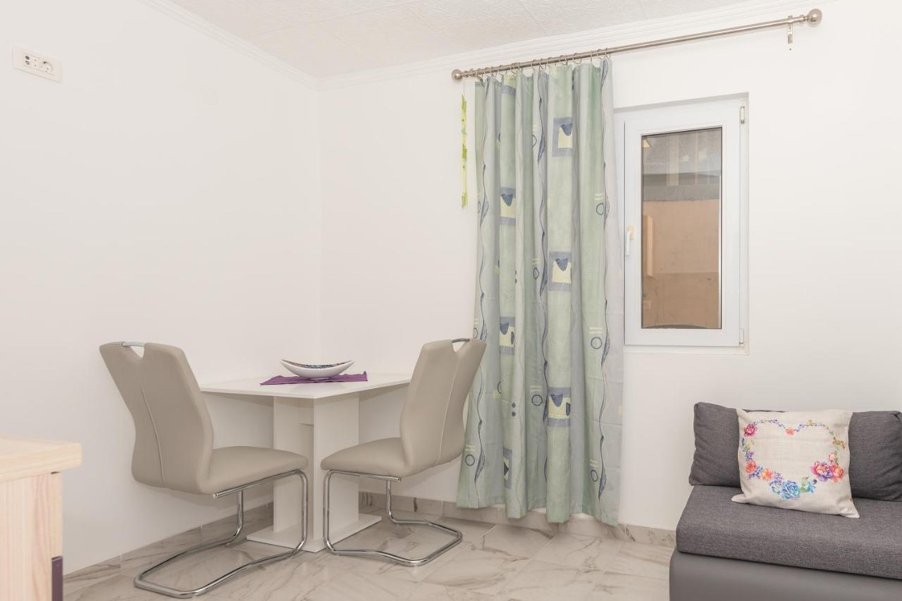 Apartments Calla Makarska Exterior foto